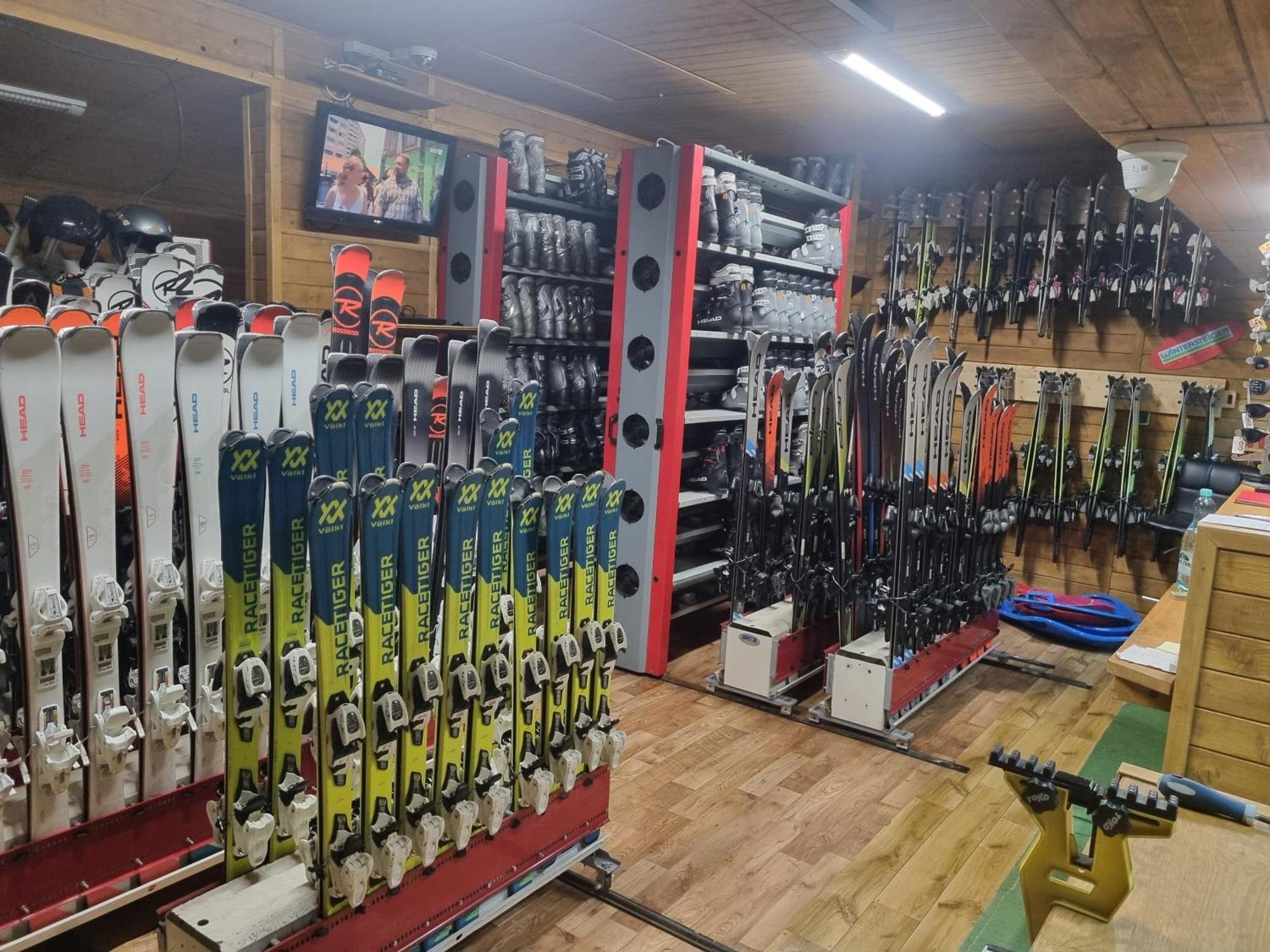 Apartament Elbrus Czyrna Szczyrk Wypozyczalnia Rowerow E-Bike Czyrna Szkola Narciarska & Wypozyczalnia Ski Serwis Exterior photo